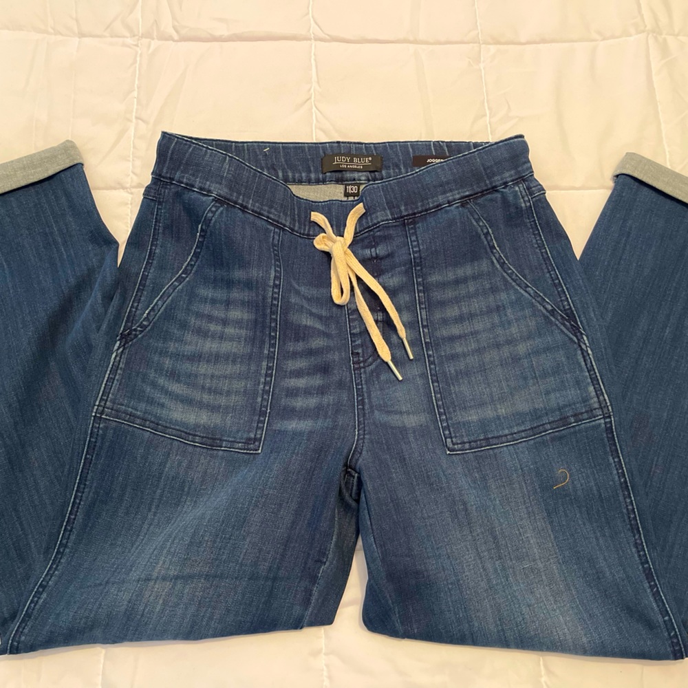 Judy Blue drawstring waist jeans , loose fit. Never worn. New without tags.